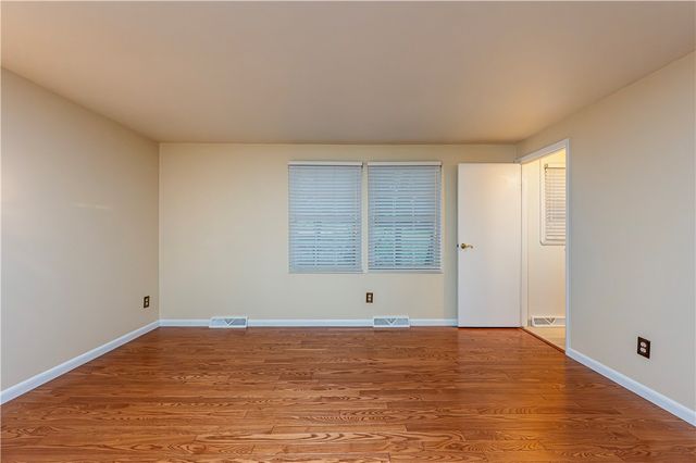 52 GREENVIEW, Hempfield Twp, PA 15644