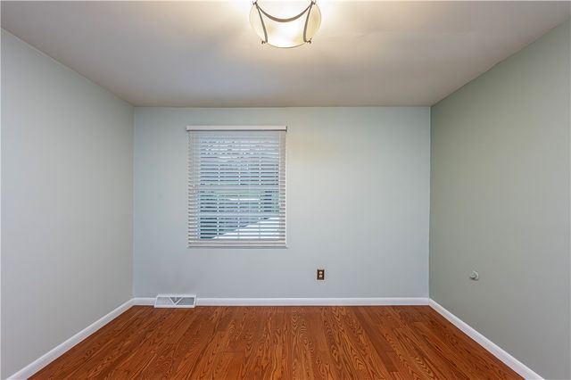 52 GREENVIEW, Hempfield Twp, PA 15644