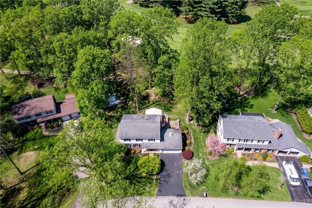 52 GREENVIEW, Hempfield Twp, PA 15644