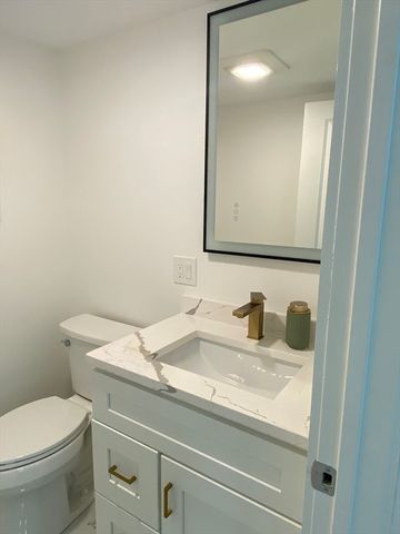 5 N Central Ave 5, Quincy, MA 02170
