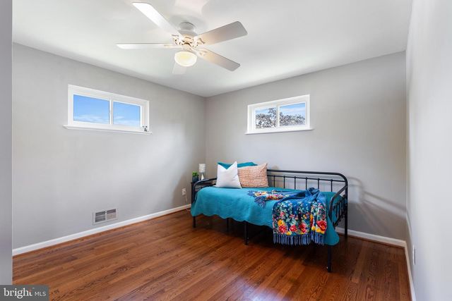 104 HOLLINS FERRY RD, Glen Burnie, MD 21061