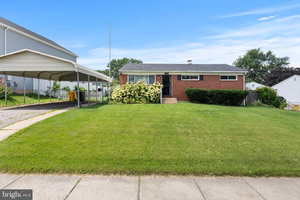 104 HOLLINS FERRY RD, Glen Burnie, MD 21061
