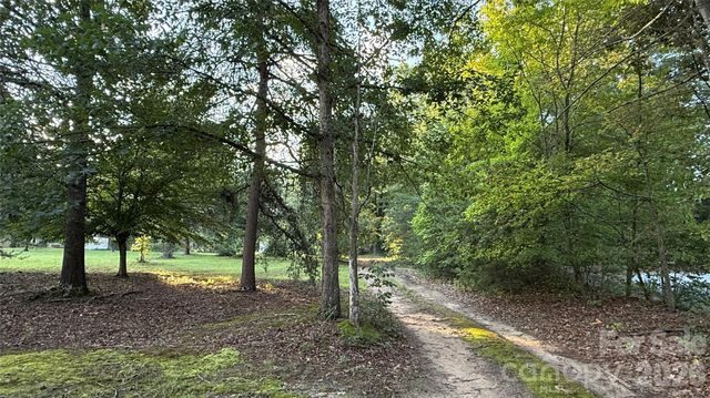 4584 E NC 150 Highway, Lincolnton, NC 28092