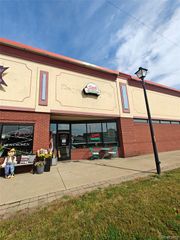 16651 E. 14 Mile, Fraser, MI 48026