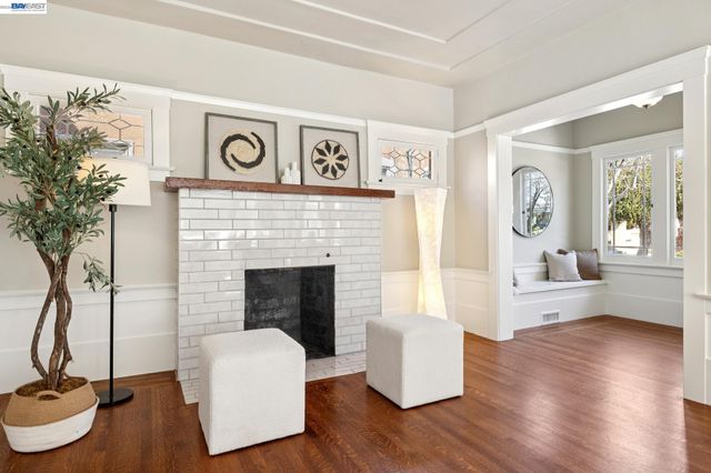 3226 Fairview Ave, Alameda, CA 94501