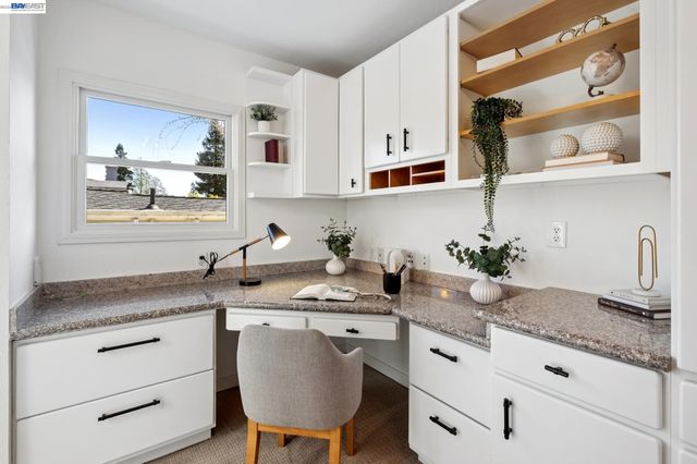 3226 Fairview Ave, Alameda, CA 94501