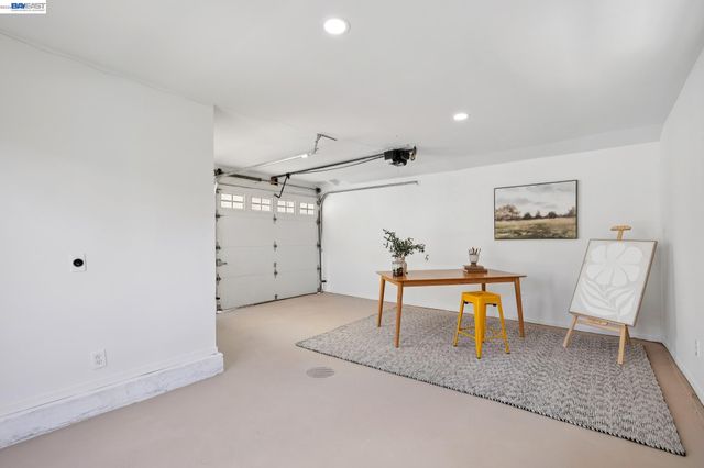 3226 Fairview Ave, Alameda, CA 94501