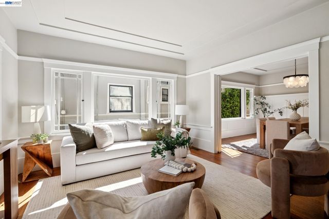 3226 Fairview Ave, Alameda, CA 94501