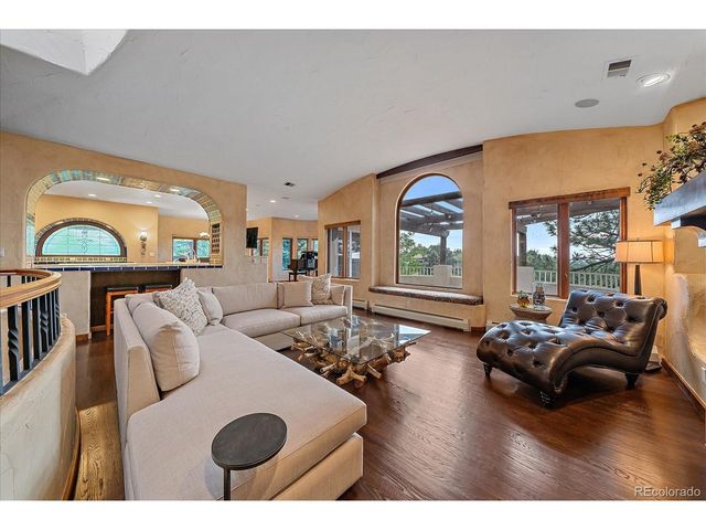 7022 Secrest Ct, Arvada, CO 80007