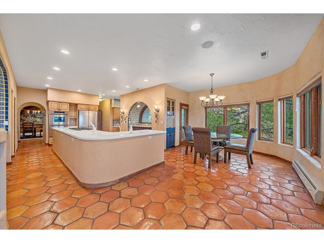 7022 Secrest Ct, Arvada, CO 80007