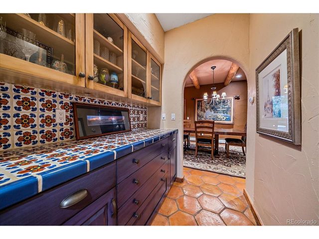 7022 Secrest Ct, Arvada, CO 80007