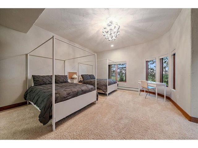7022 Secrest Ct, Arvada, CO 80007
