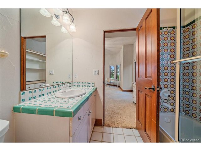 7022 Secrest Ct, Arvada, CO 80007