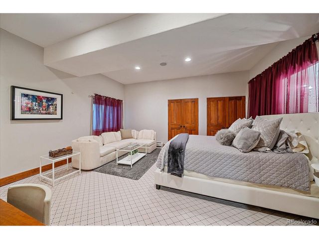 7022 Secrest Ct, Arvada, CO 80007