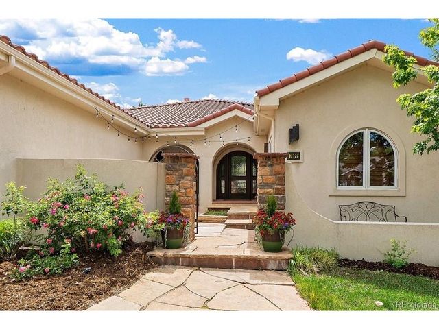7022 Secrest Ct, Arvada, CO 80007