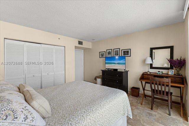 90 Alton Rd 2005, Miami Beach, FL 33139