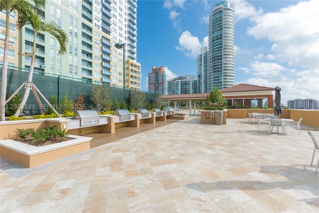 90 Alton Rd 2005, Miami Beach, FL 33139