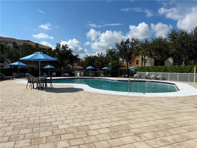 2904 Tuscan DR 301, Cape Coral, FL 33909