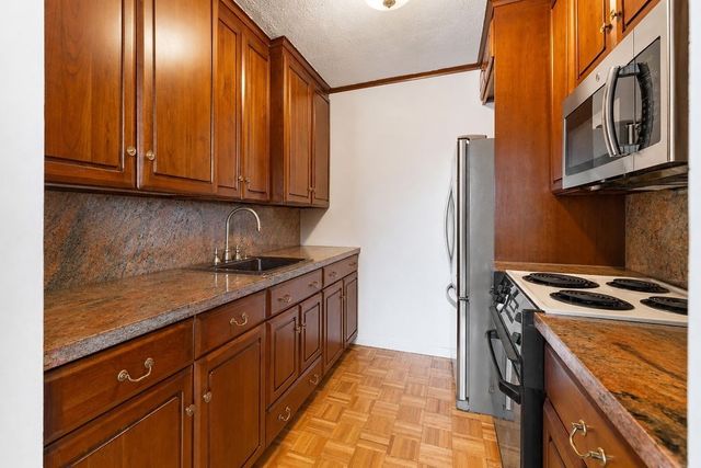 566 Commonwealth 801, Boston, MA 02215