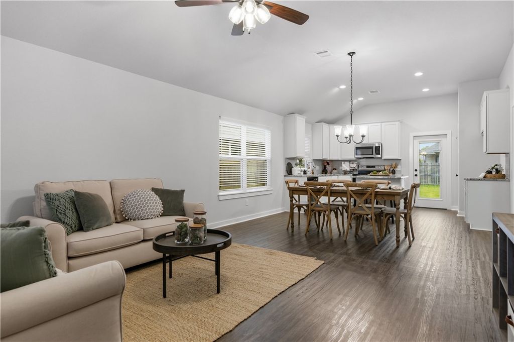 2857 Messenger Way, Bryan, TX 77803 — photo 4