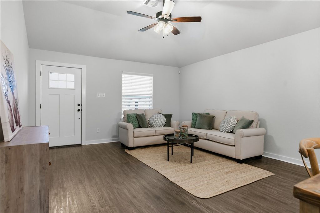 2857 Messenger Way, Bryan, TX 77803 — photo 5