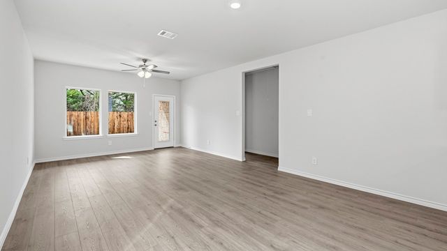 1302 Crookpost Drive, Princeton, TX 75407