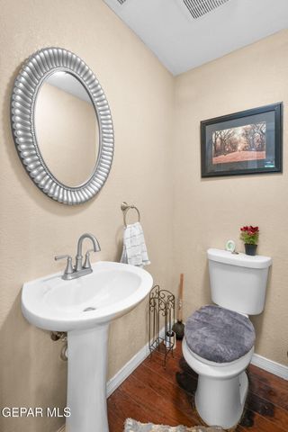 11566 N LOOP Drive, Socorro, TX 79927