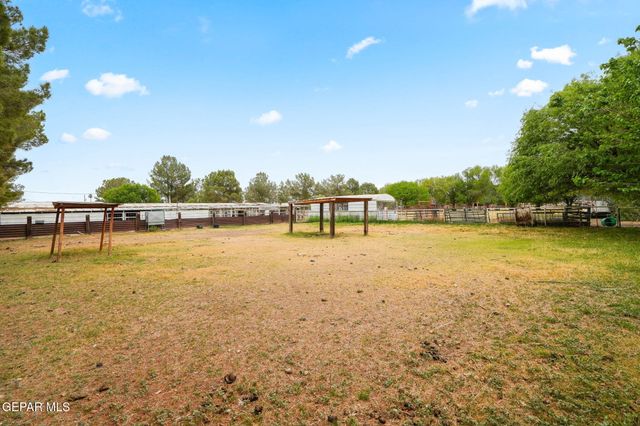 11566 N LOOP Drive, Socorro, TX 79927