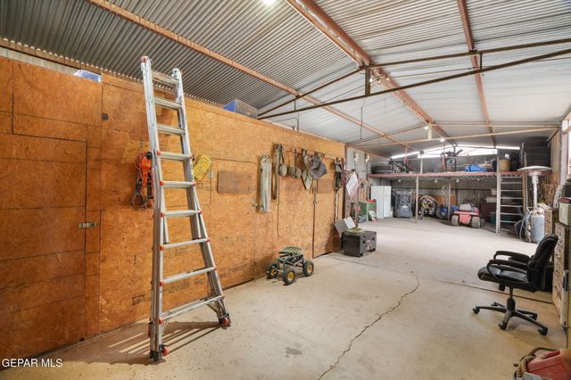 11566 N LOOP Drive, Socorro, TX 79927