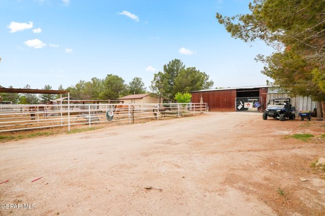 11566 N LOOP Drive, Socorro, TX 79927