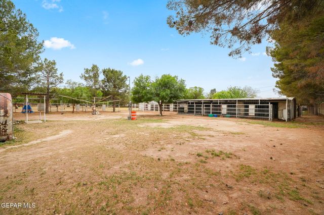 11566 N LOOP Drive, Socorro, TX 79927