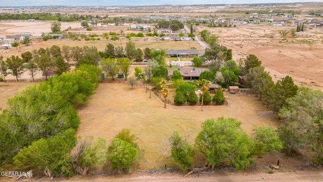 11566 N LOOP Drive, Socorro, TX 79927