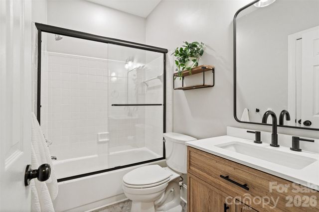 7716 Rathlin Court, Charlotte, NC 28270