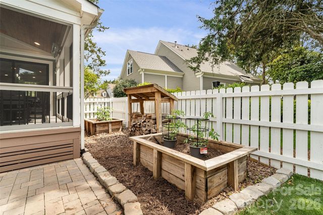 7716 Rathlin Court, Charlotte, NC 28270