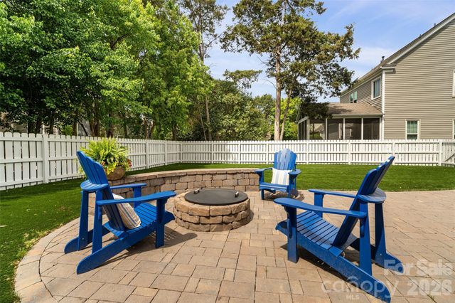 7716 Rathlin Court, Charlotte, NC 28270