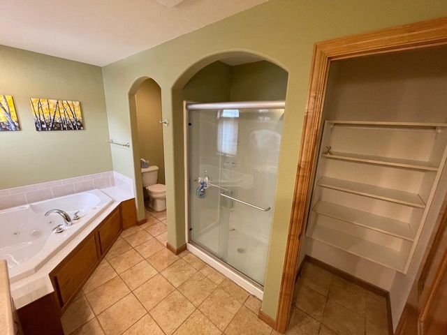 4226 E APPLESEED DRIVE, Appleton, WI 54913