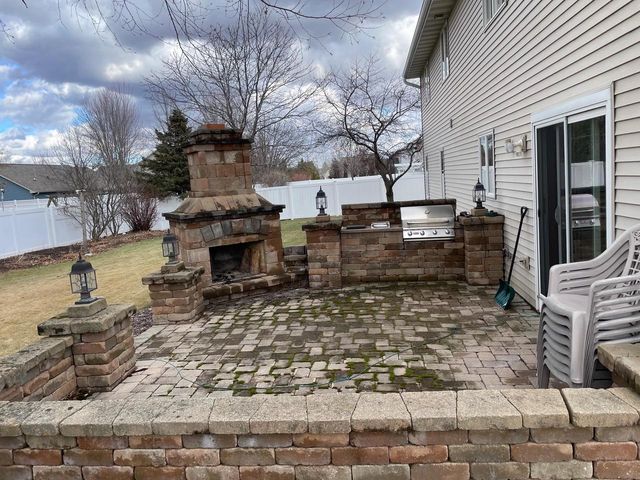 4226 E APPLESEED DRIVE, Appleton, WI 54913