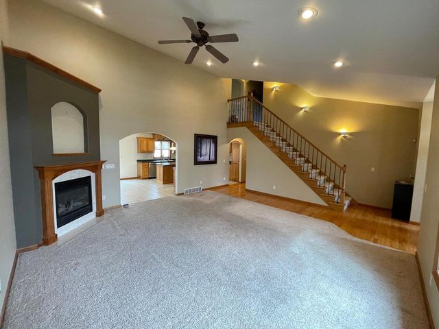 4226 E APPLESEED DRIVE, Appleton, WI 54913