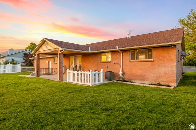 10861 N PANORAMA DR, Highland, UT 84003