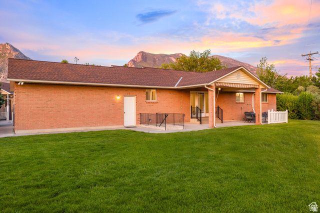 10861 N PANORAMA DR, Highland, UT 84003