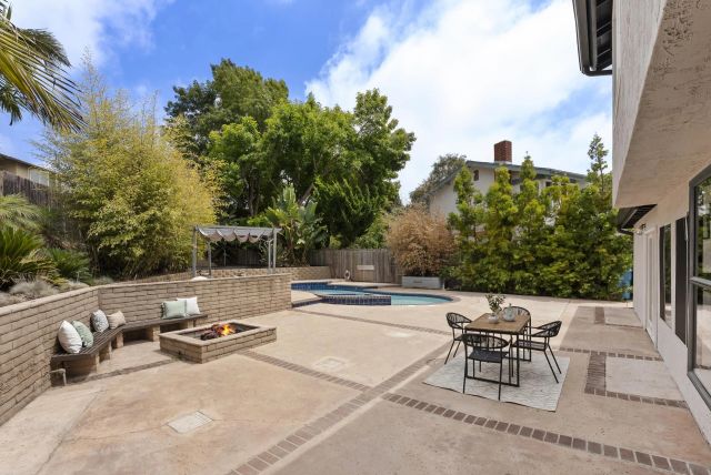 4547 Lisann, San Diego, CA 92117
