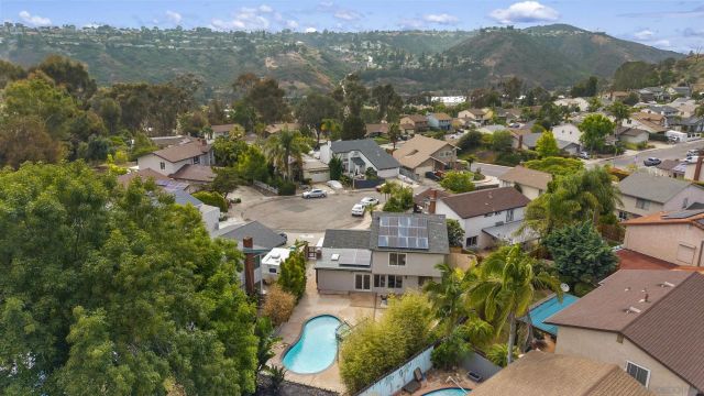 4547 Lisann, San Diego, CA 92117