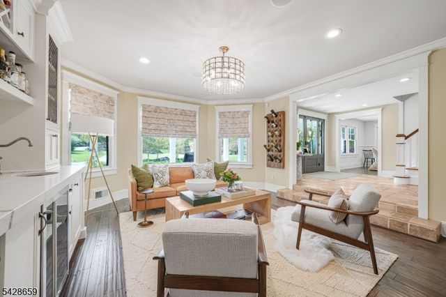 17 Masar Rd, Montville Twp., NJ 07045