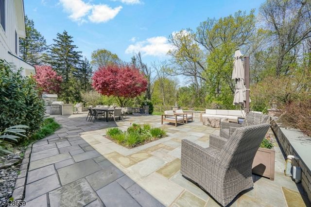 17 Masar Rd, Montville Twp., NJ 07045