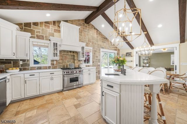 17 Masar Rd, Montville Twp., NJ 07045