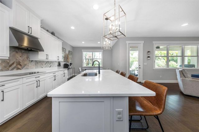 4109 W VASCONIA STREET, Tampa, FL 33629