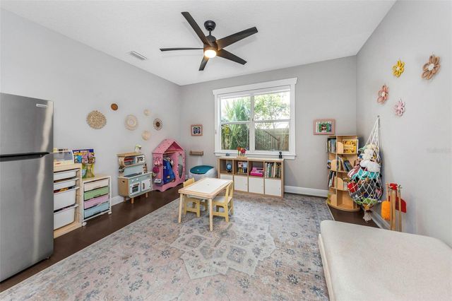 4109 W VASCONIA STREET, Tampa, FL 33629