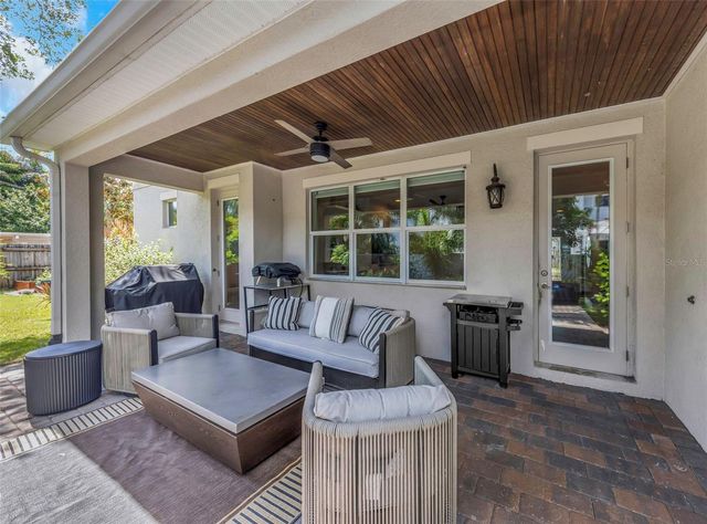 4109 W VASCONIA STREET, Tampa, FL 33629