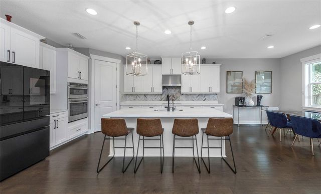 4109 W VASCONIA STREET, Tampa, FL 33629