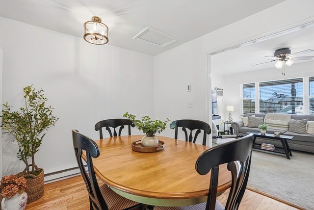 18 Delray Gdns, Northbridge, MA 01588